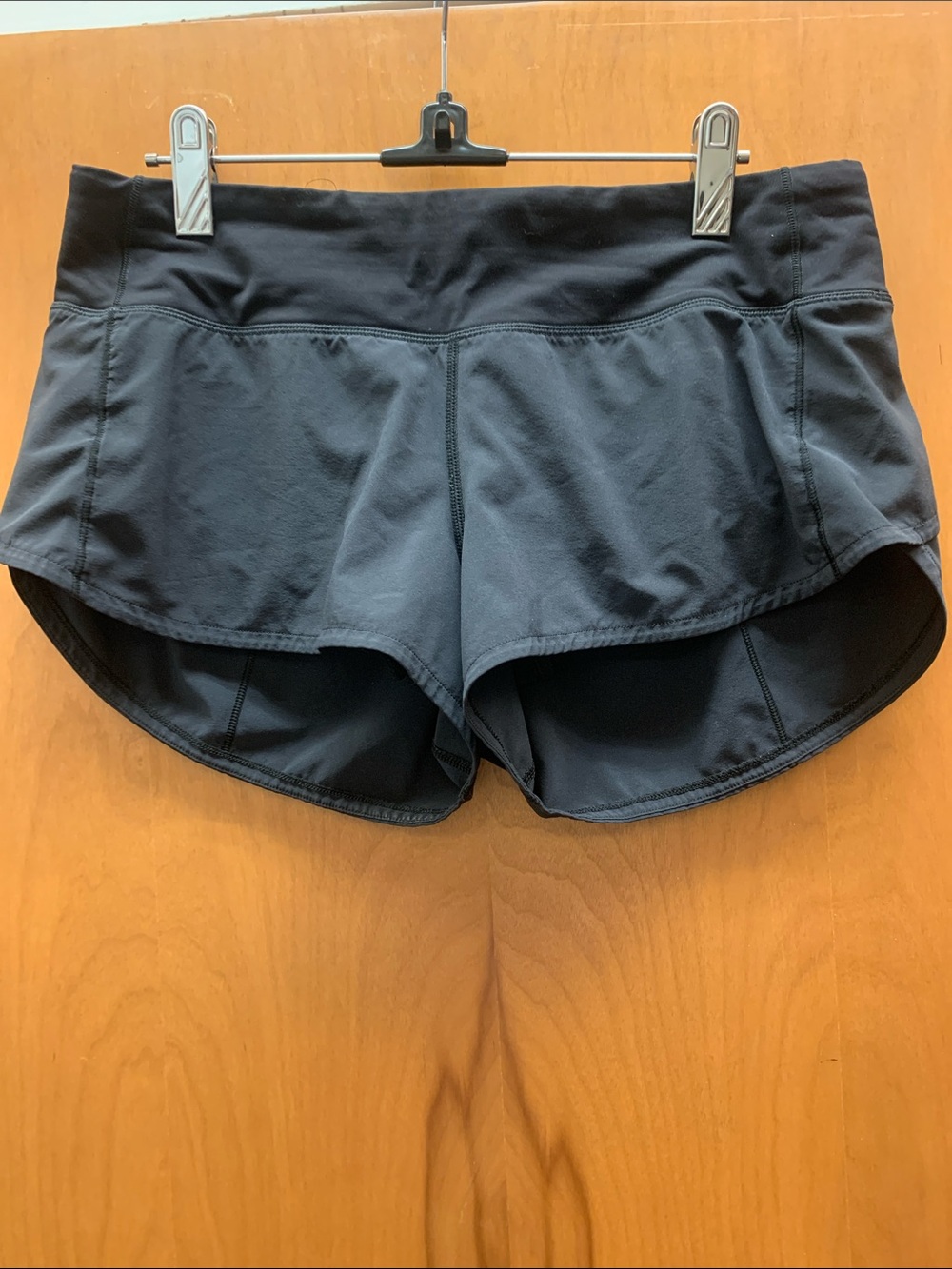 Lululemon Women’s Active Running Shorts - Black